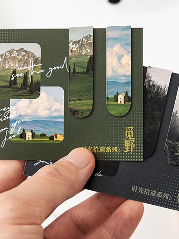2pcs/set Creative Magnetic Bookmarks